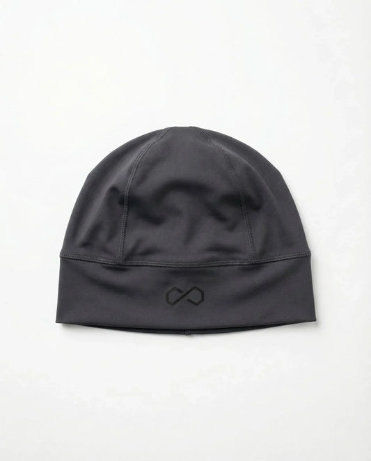 Bonnet gris foncé sport en tissu doux, logo minimaliste noir sur le devant, vue de dessus