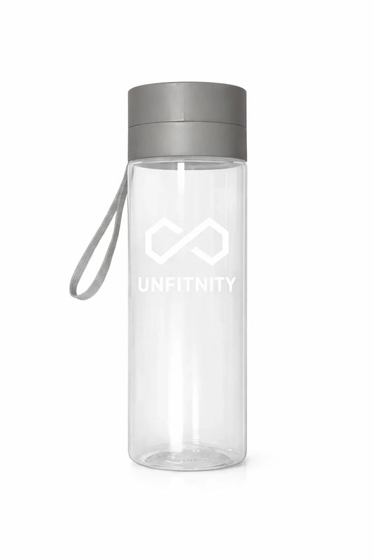 Gourde transparente avec bouchon gris et dragonne, adaptée sport et lifestyle.